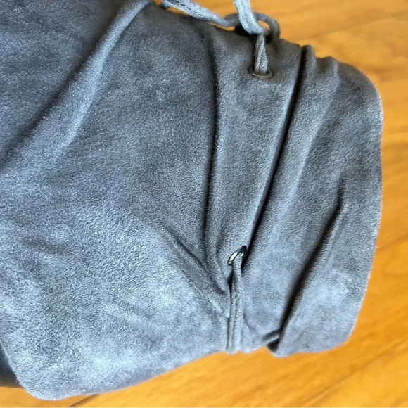 White House Black Market Gray Suede Booties Size 8. Side Zip Pull-on. - Picture 5 of 8